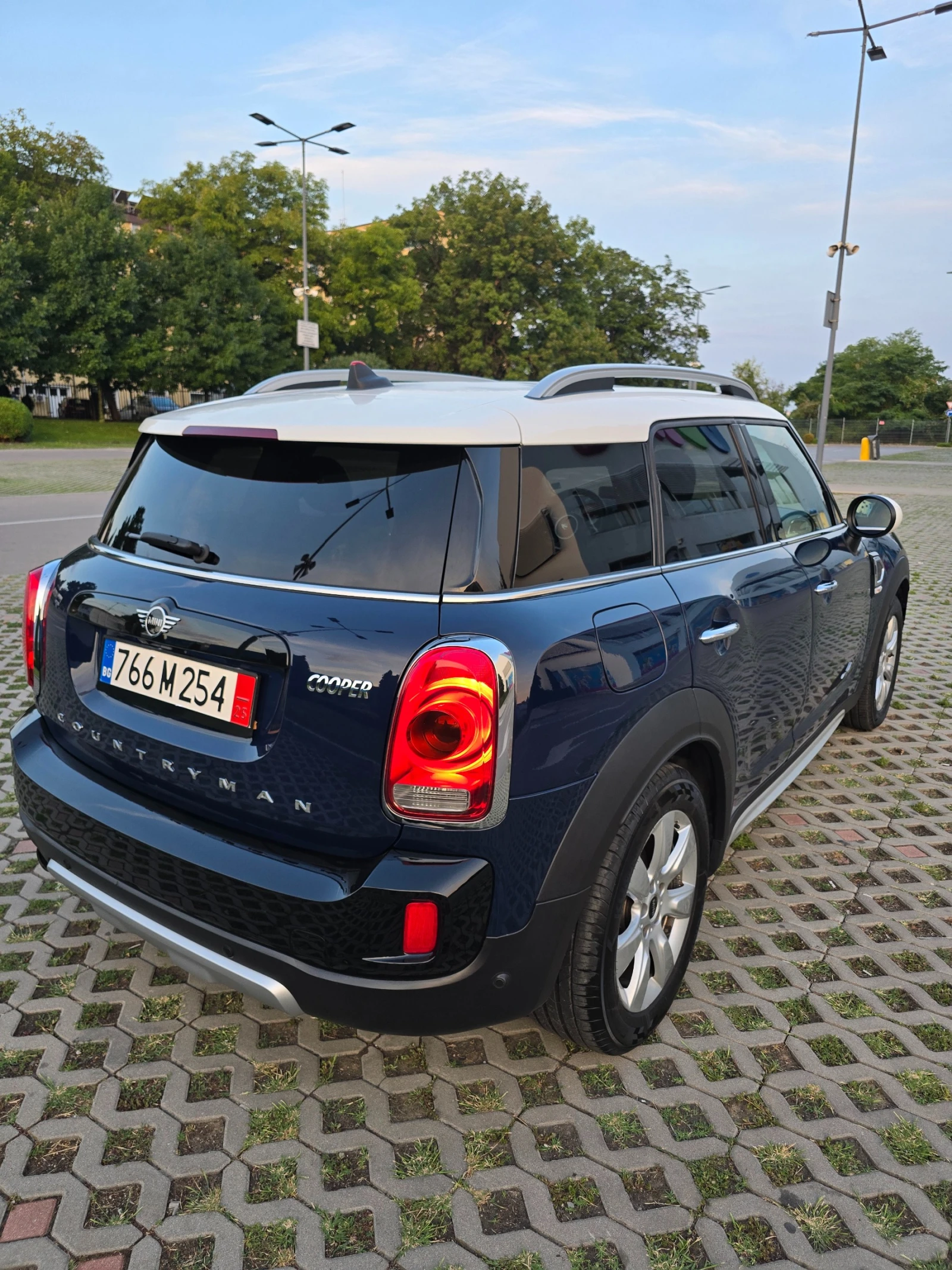 Mini Countryman Mini Countryman 4x4 от Швейцария. Full екстри - изображение 5