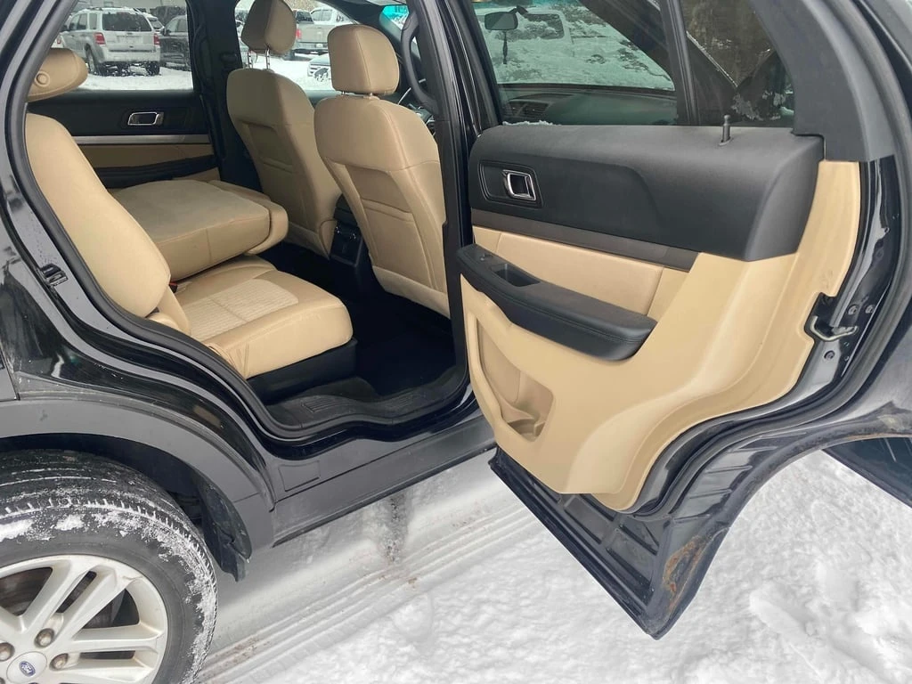 Ford Explorer * Base * CARFAX * БЕЗ ПЪРВОНАЧАЛНА ВНОСКА - изображение 10