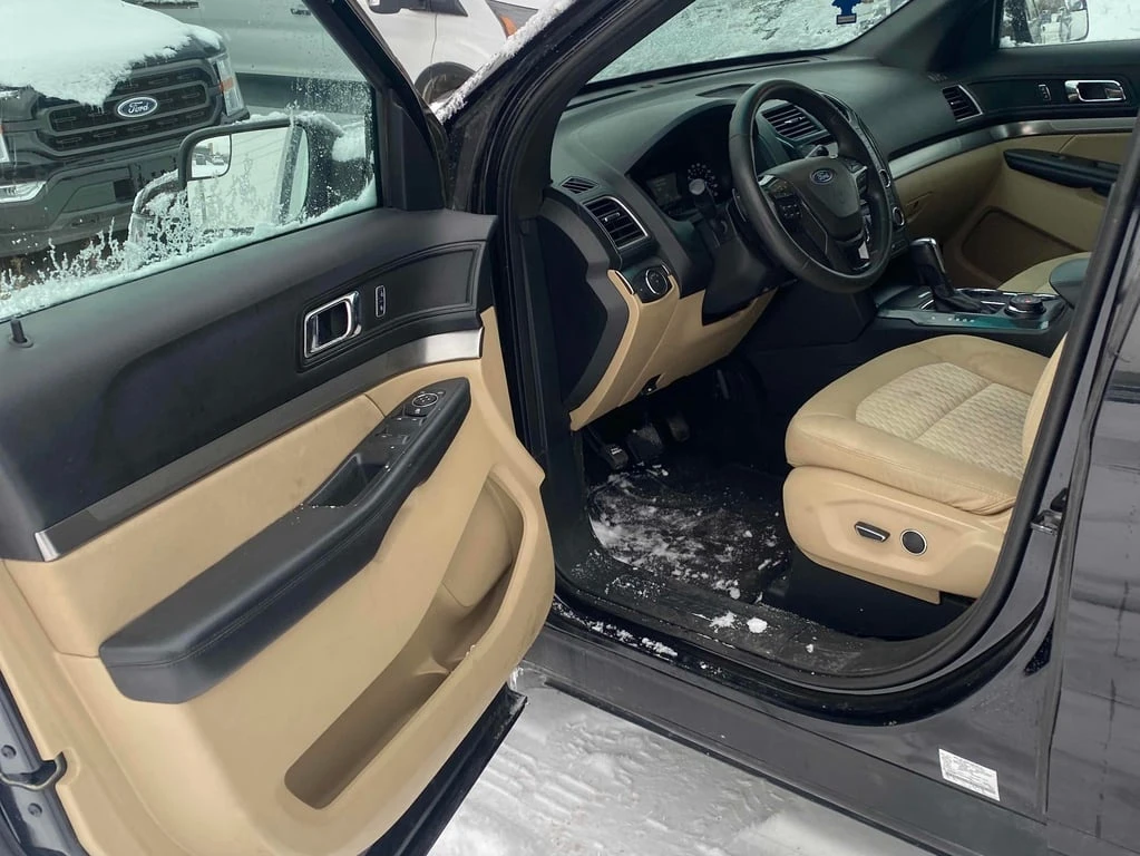 Ford Explorer * Base * CARFAX * БЕЗ ПЪРВОНАЧАЛНА ВНОСКА - изображение 5