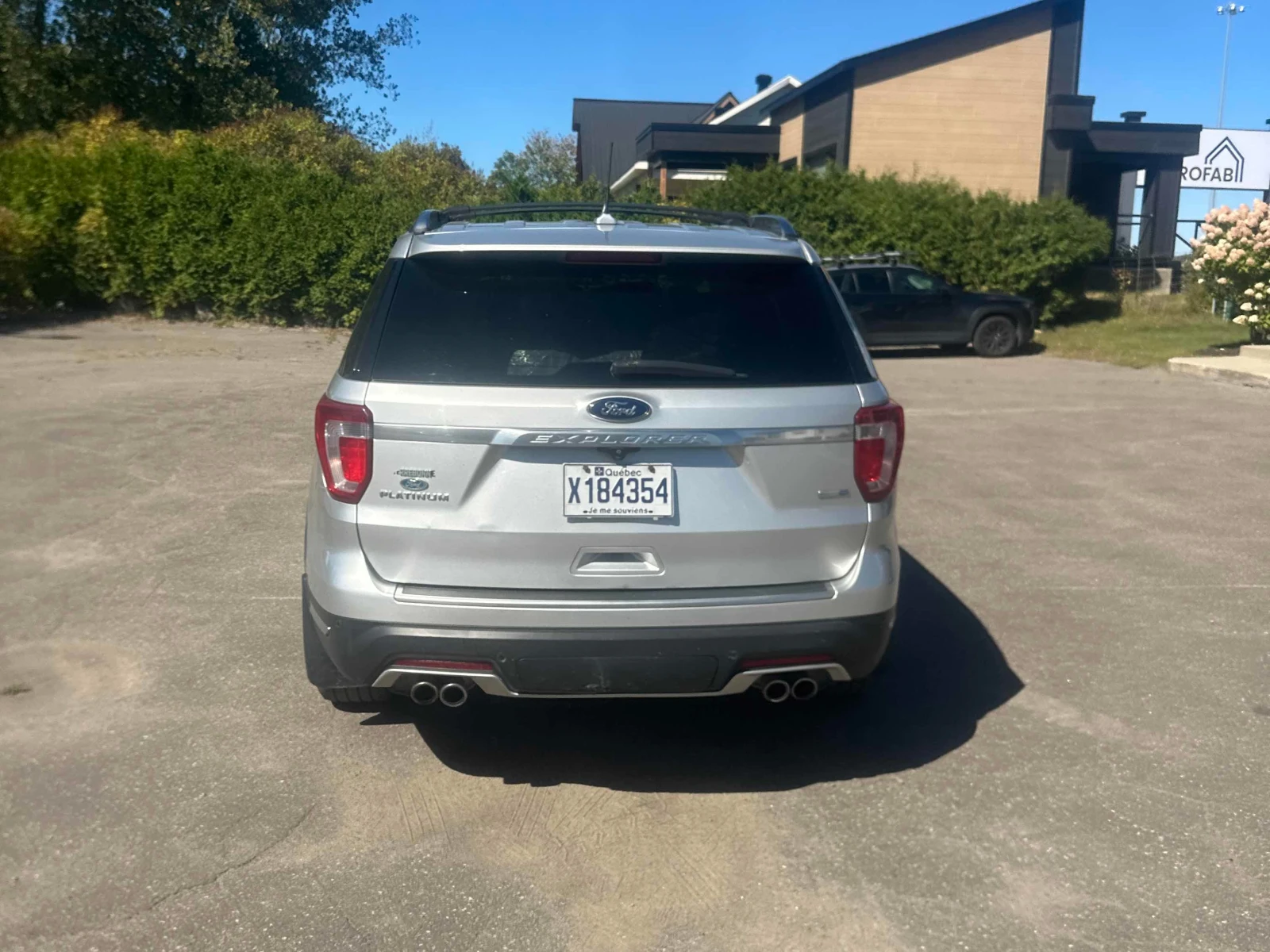 Ford Explorer * Platinum * АВТОКРЕДИТ БЕЗ ПЪРВОНАЧАЛНА ВНОСКА* , снимка 4 - Автомобили и джипове - 56151055