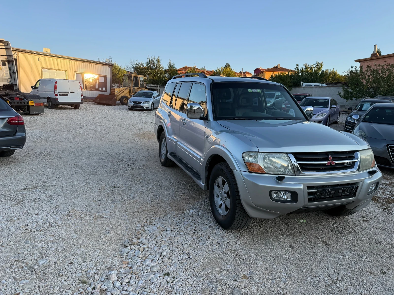 Mitsubishi Pajero 3.2DID-КОЖА ПОДГРЕВ АВТОМАТ, снимка 8 - Автомобили и джипове - 56206161