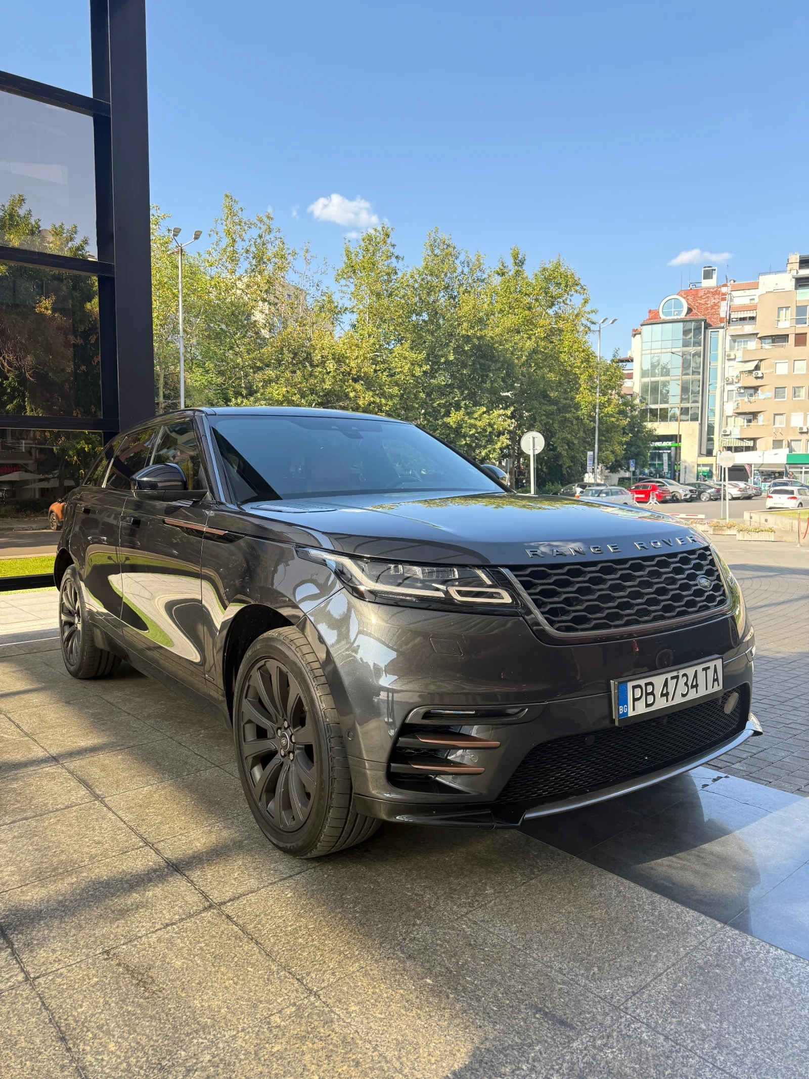 Land Rover Range Rover Velar R300 Dynamic 113000км, Full, с каско, снимка 11 - Автомобили и джипове - 56231493