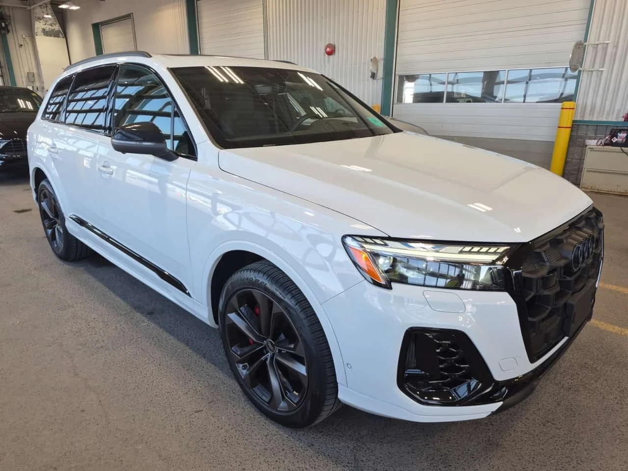 Audi SQ7 4.0 TFSI QUATTRO / MATRIX / DISTRONIC / 360 / 2 �� | Mobile.bg � ����������� 3