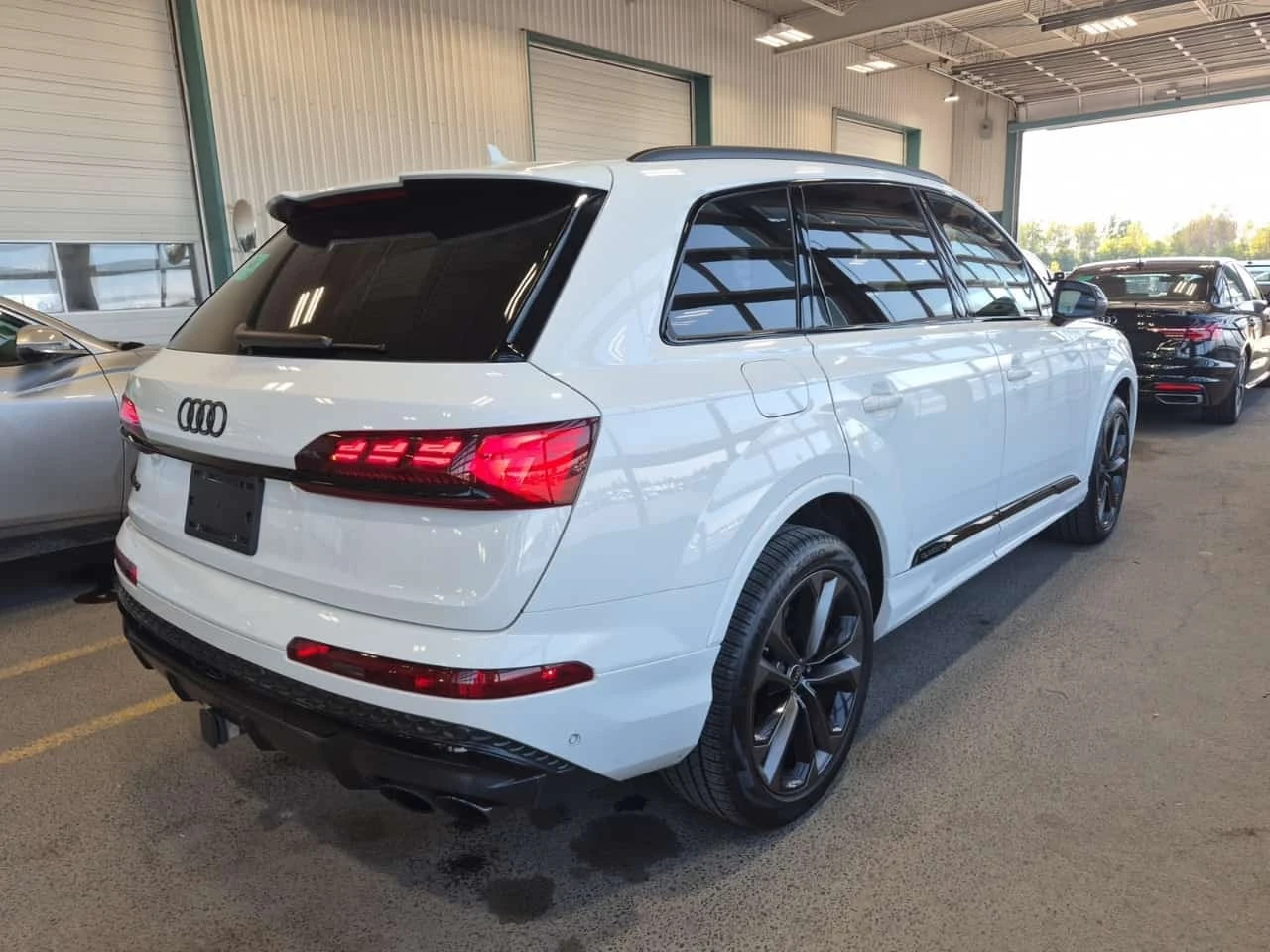 Audi SQ7 4.0 TFSI QUATTRO / MATRIX / DISTRONIC / 360 / 2 �� | Mobile.bg � ����������� 2