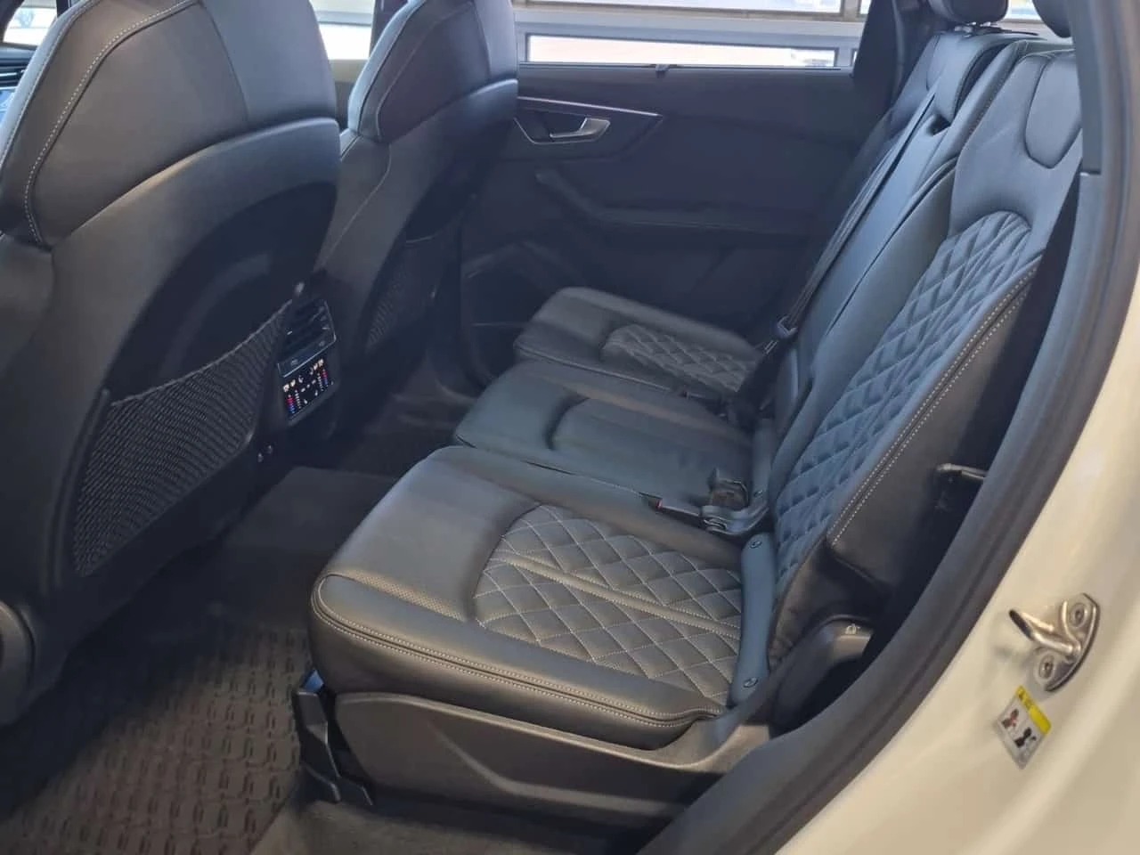 Audi SQ7 4.0 TFSI QUATTRO / MATRIX / DISTRONIC / 360 / 2 �� | Mobile.bg � ����������� 13