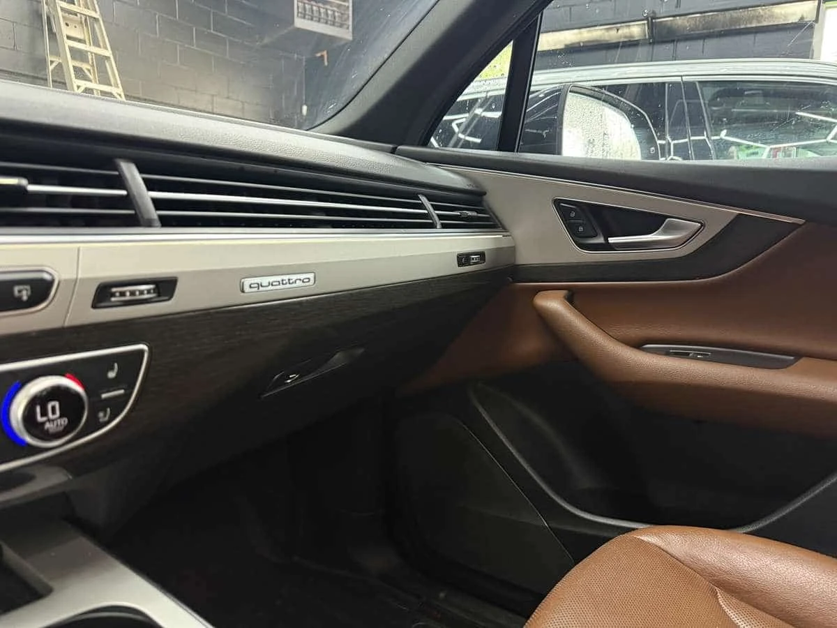 Audi Q7 * 3.0T Premium Plus * CARFAX * ����� �� ���������� | Mobile.bg � ����������� 14