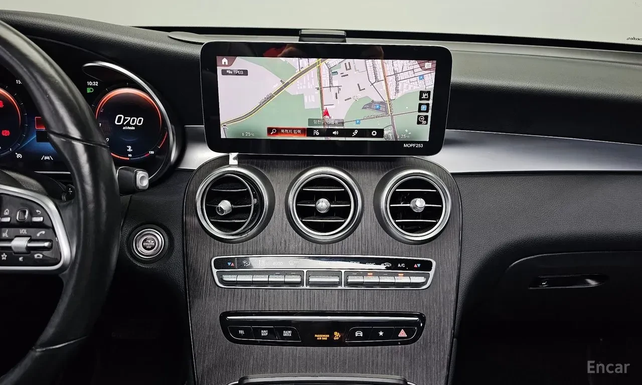 Mercedes-Benz GLC 300 COUPE* AMG* LINE* LANE* ASSIST* �����* 360������*  | Mobile.bg � ����������� 8