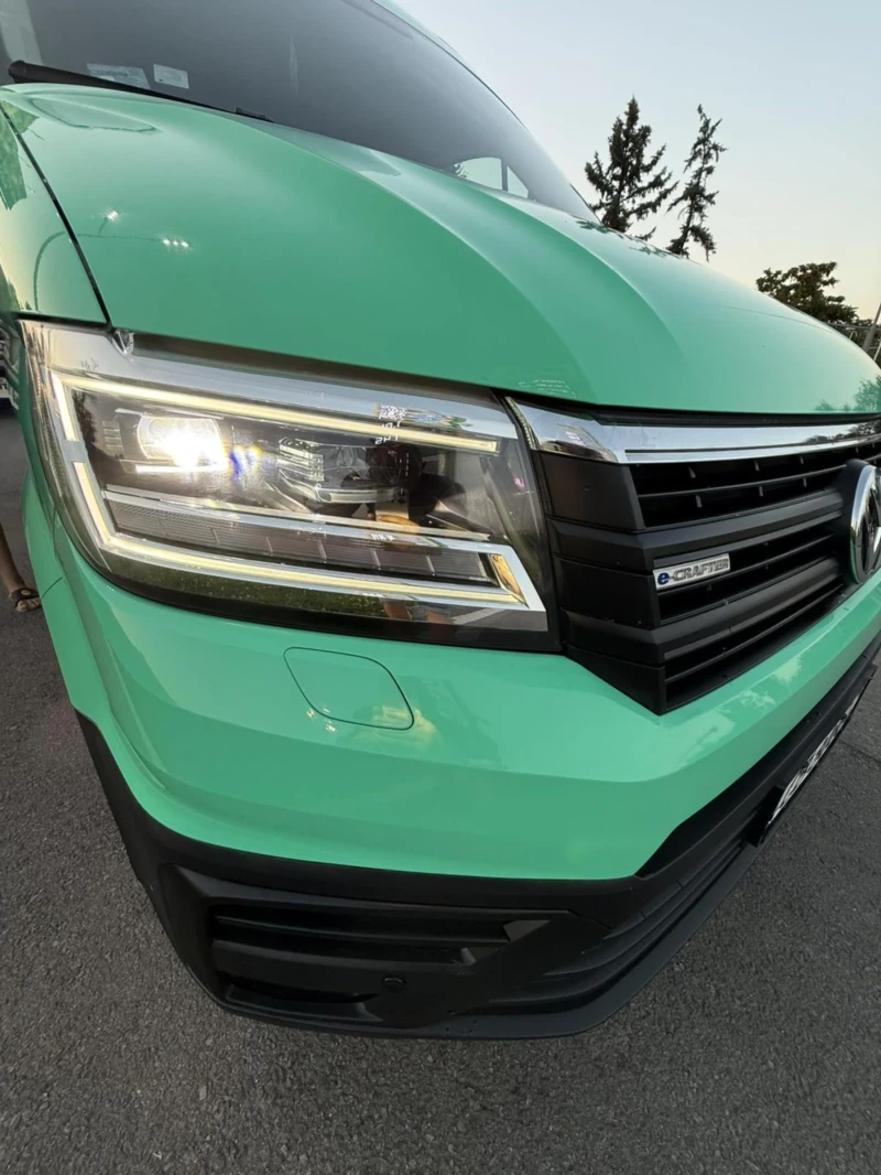 VW Crafter 40000км Нов, снимка 6 - Бусове и автобуси - 51339439