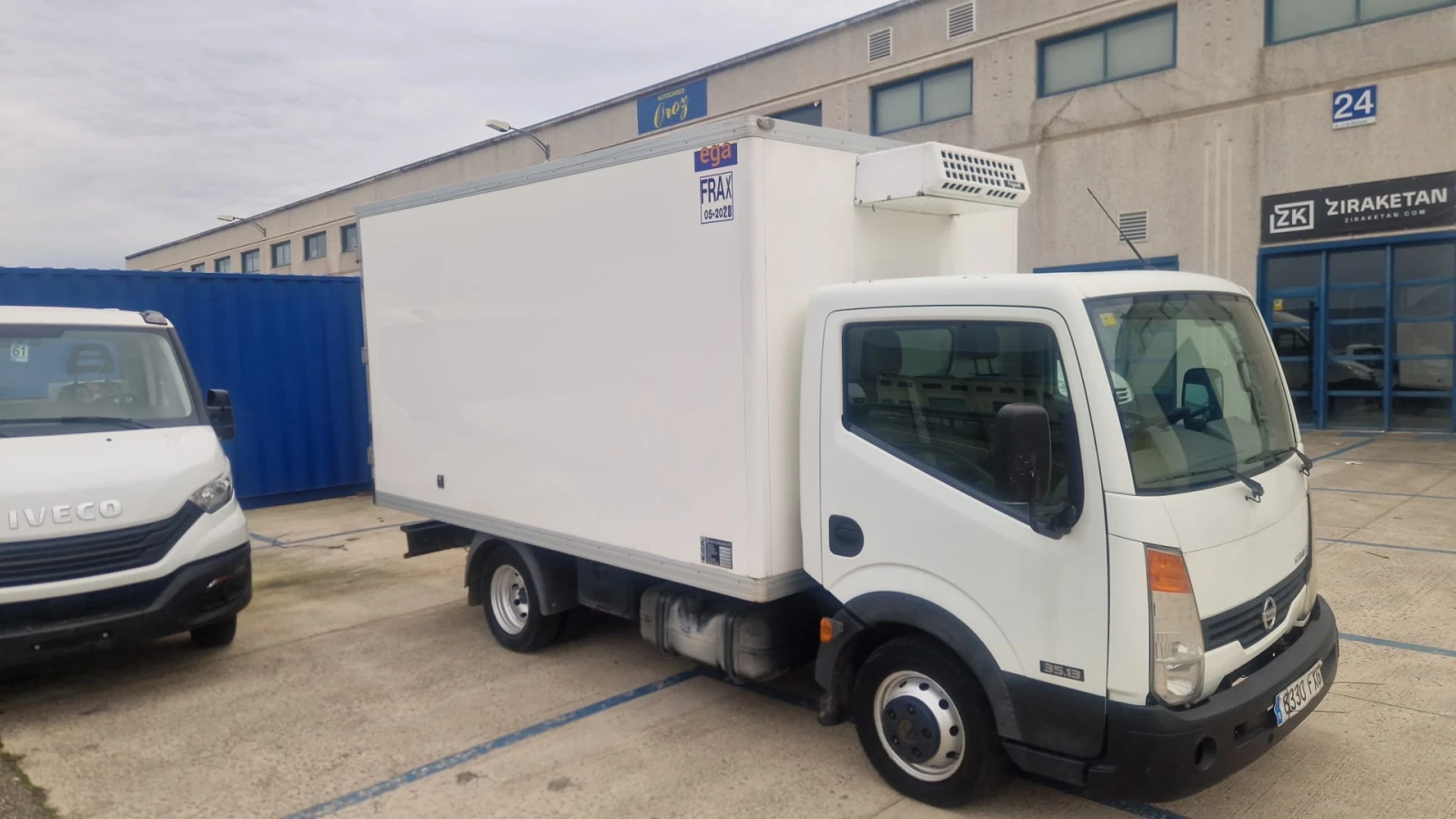 Nissan Capstar, снимка 1