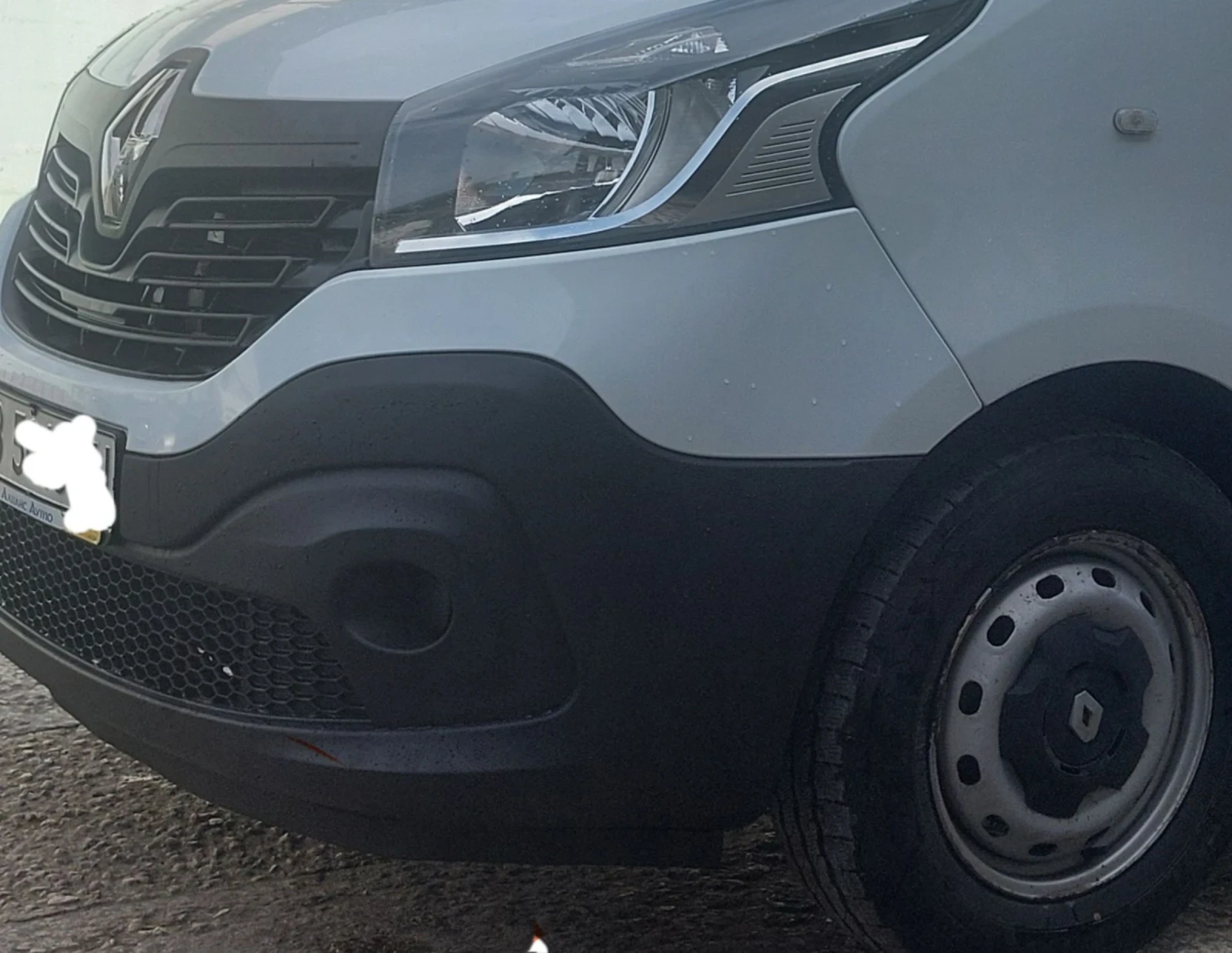 Renault Trafic, снимка 5 - Бусове и автобуси - 53712704