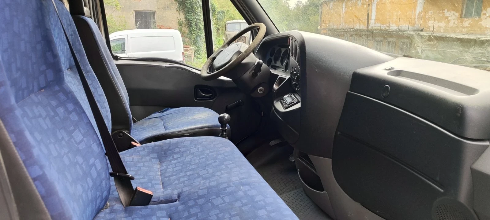 Iveco 35s13 Макси база, снимка 11 - Бусове и автобуси - 56642477