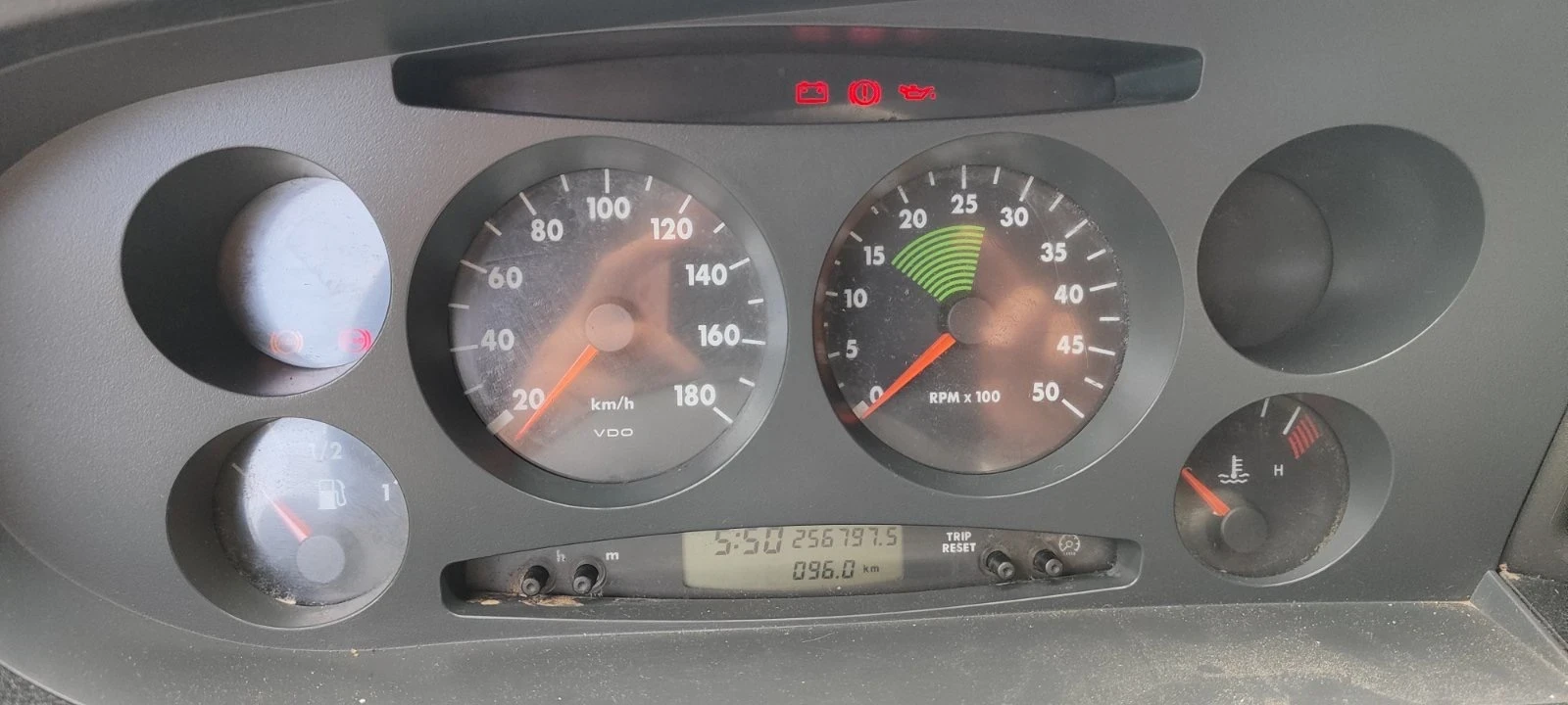Iveco 35s13 Макси база, снимка 15 - Бусове и автобуси - 56642477