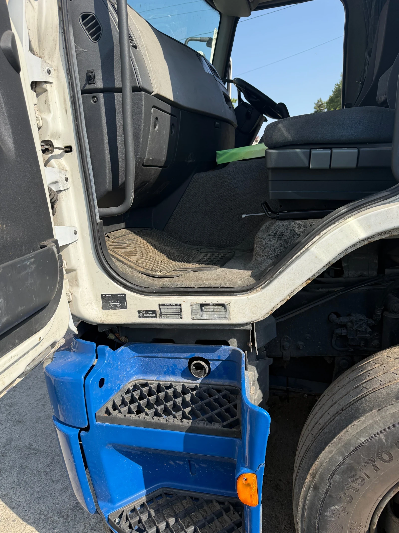 Volvo Fl Пътна помощ - изображение 10