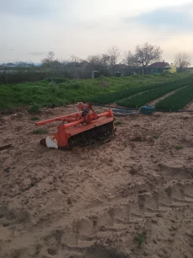 Трактор Беларус, снимка 10