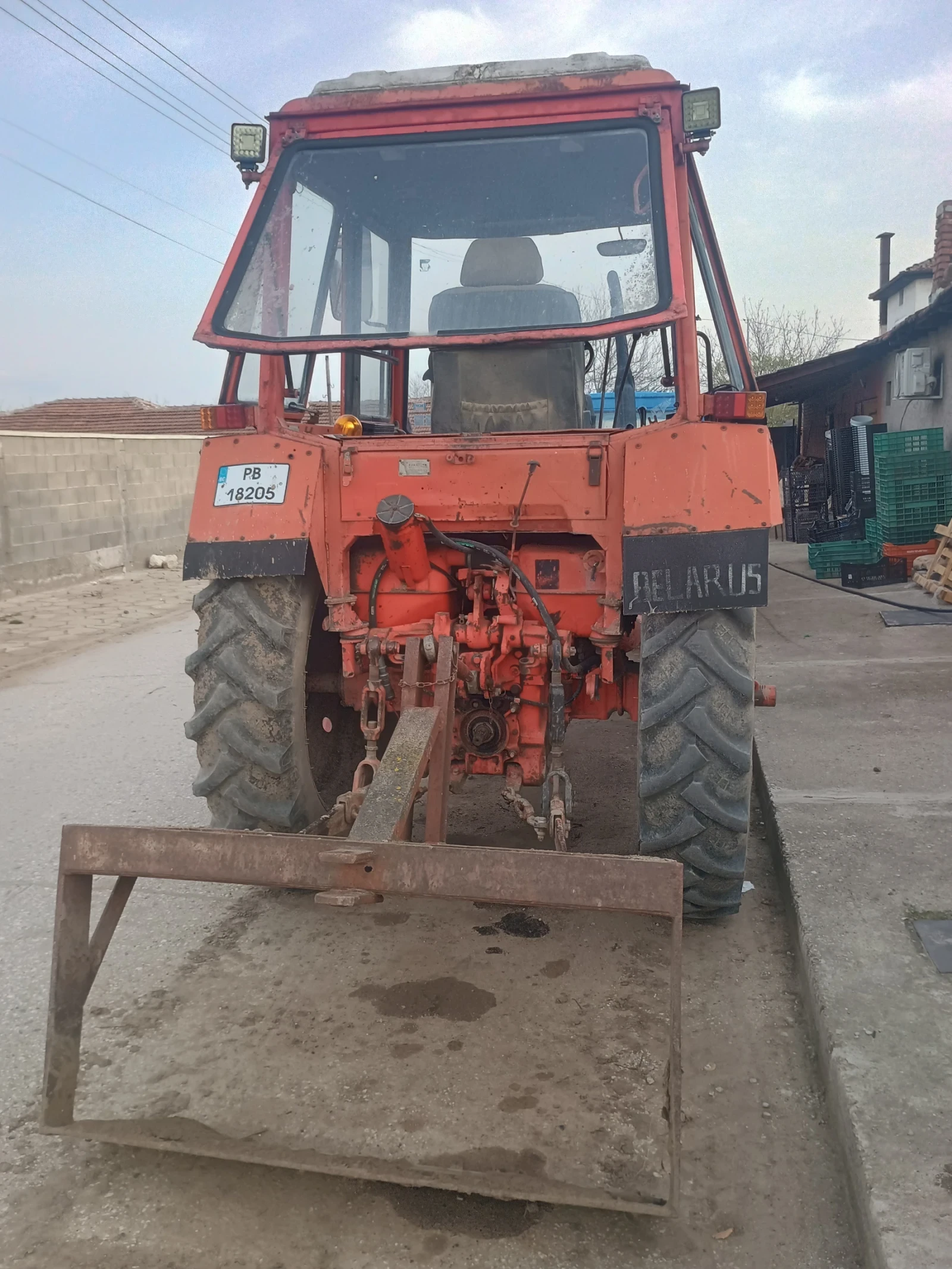 Трактор Беларус, снимка 4 - Селскостопанска техника - 54182473