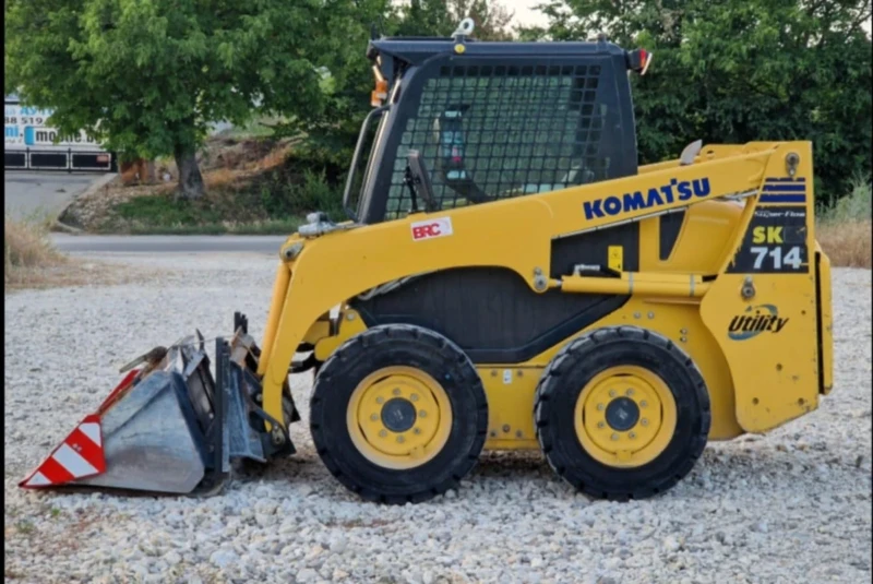 Мини челни товарачи Komatsu SK714 Super Flow 2, 7T., снимка 2 - Индустриална техника - 48757894