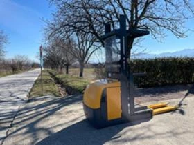 Електрокар Jungheinrich EKS 110L 190E ПАЛЕТНА КОЛИЧКА, снимка 2