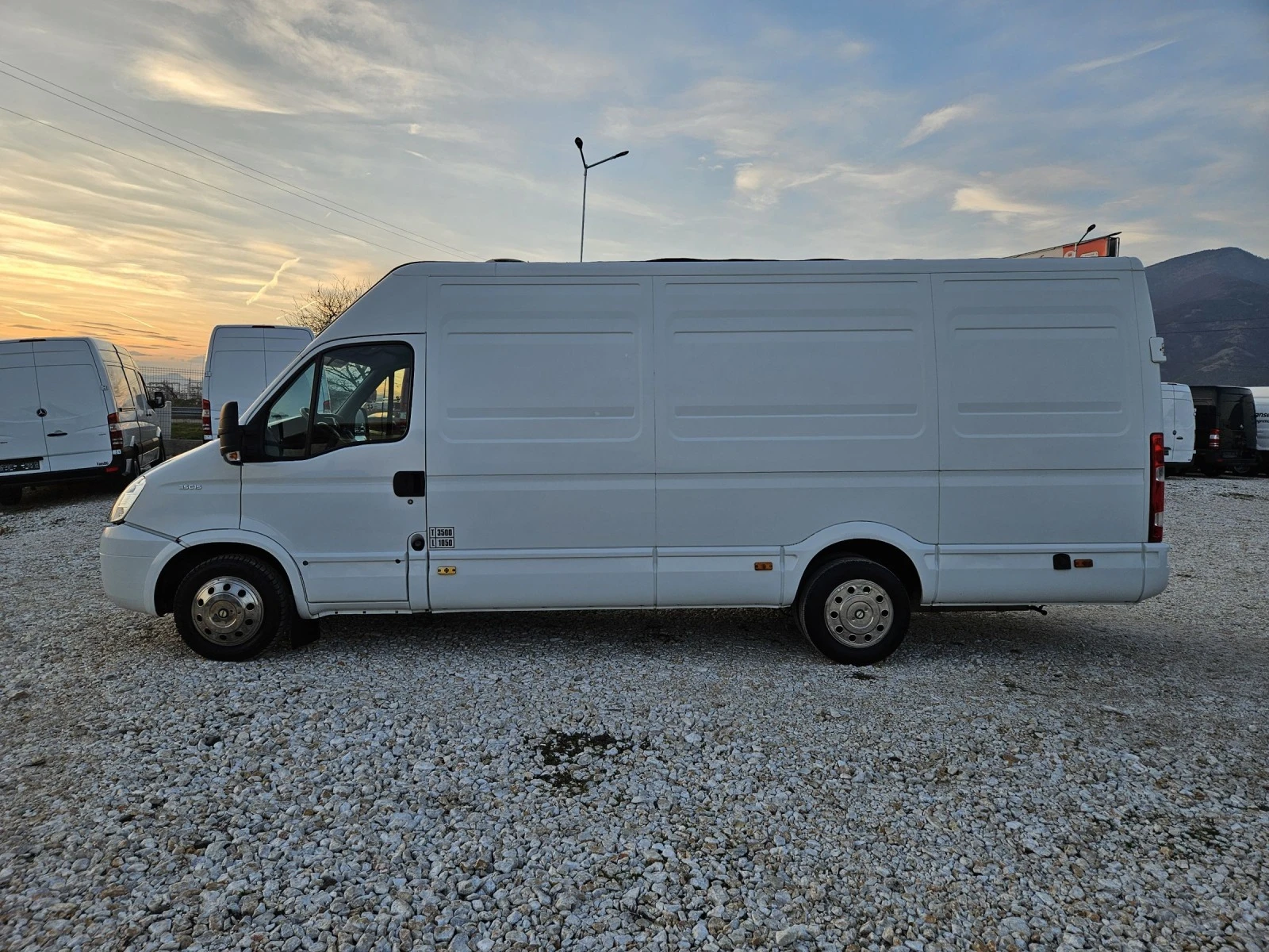 Кемпер Fiat Iveco Daily 35c15 - изображение 4