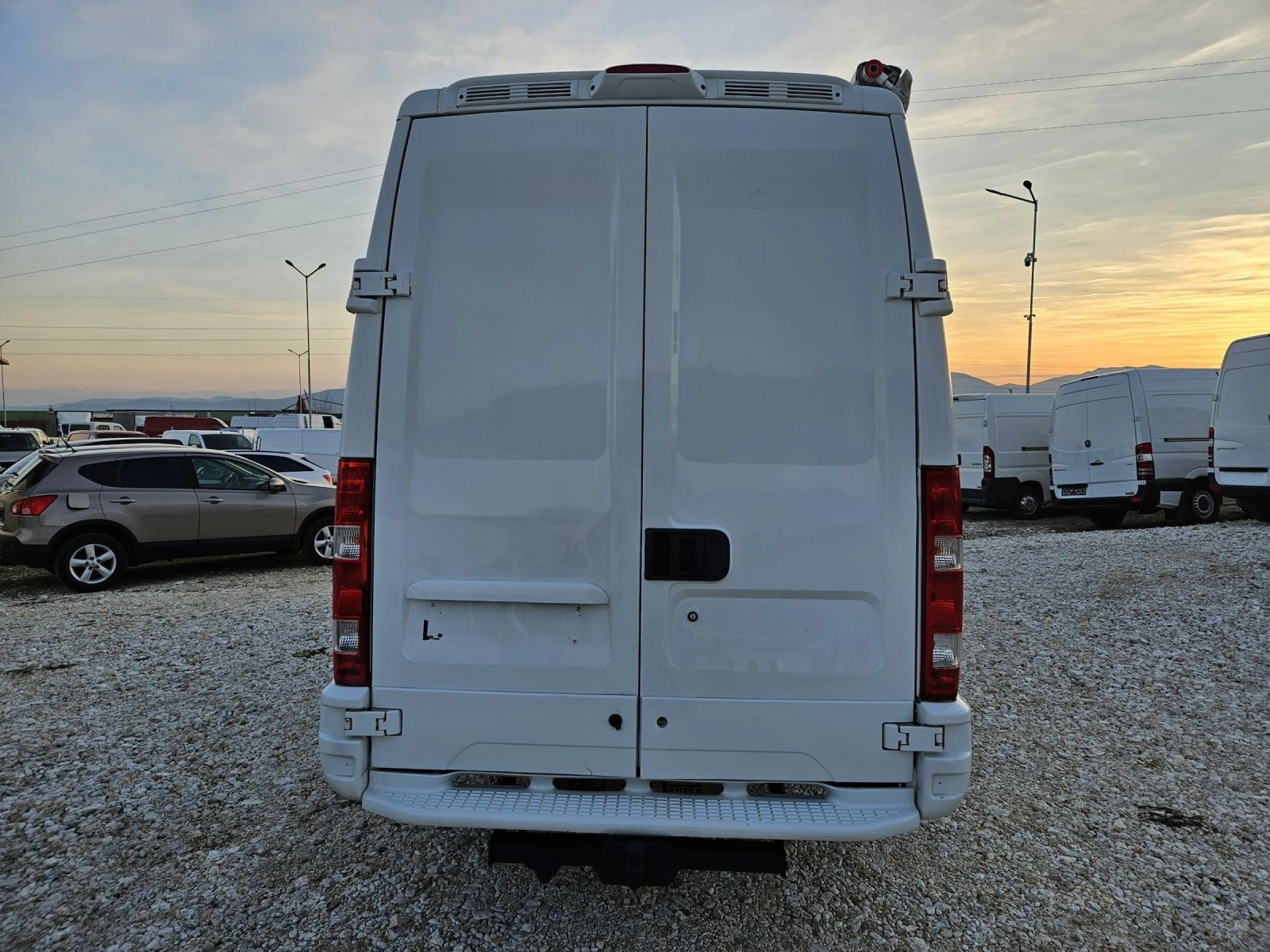 Кемпер Fiat Iveco Daily 35c15 - изображение 6