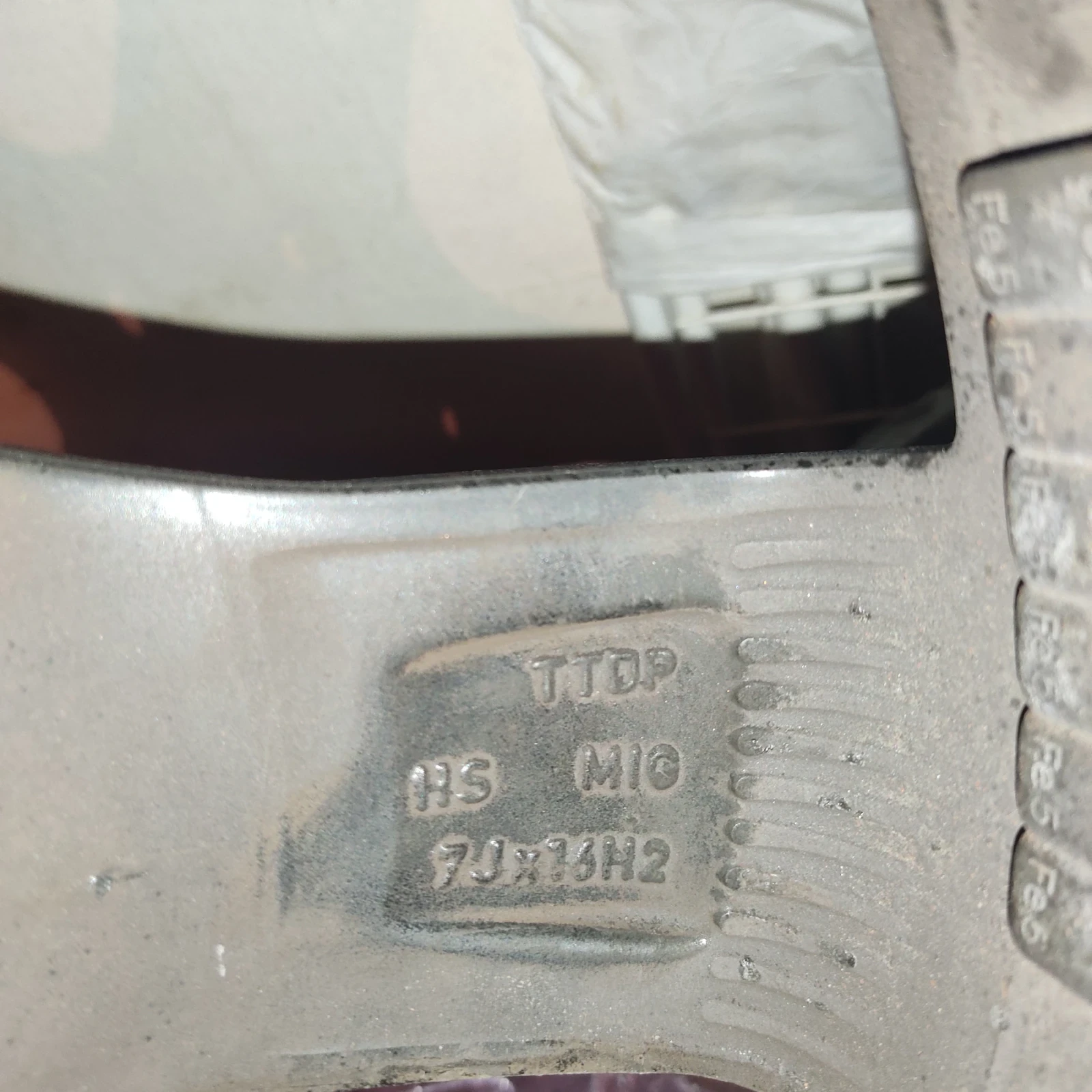    215/55R16  Volvo V60 | Mobile.bg   5