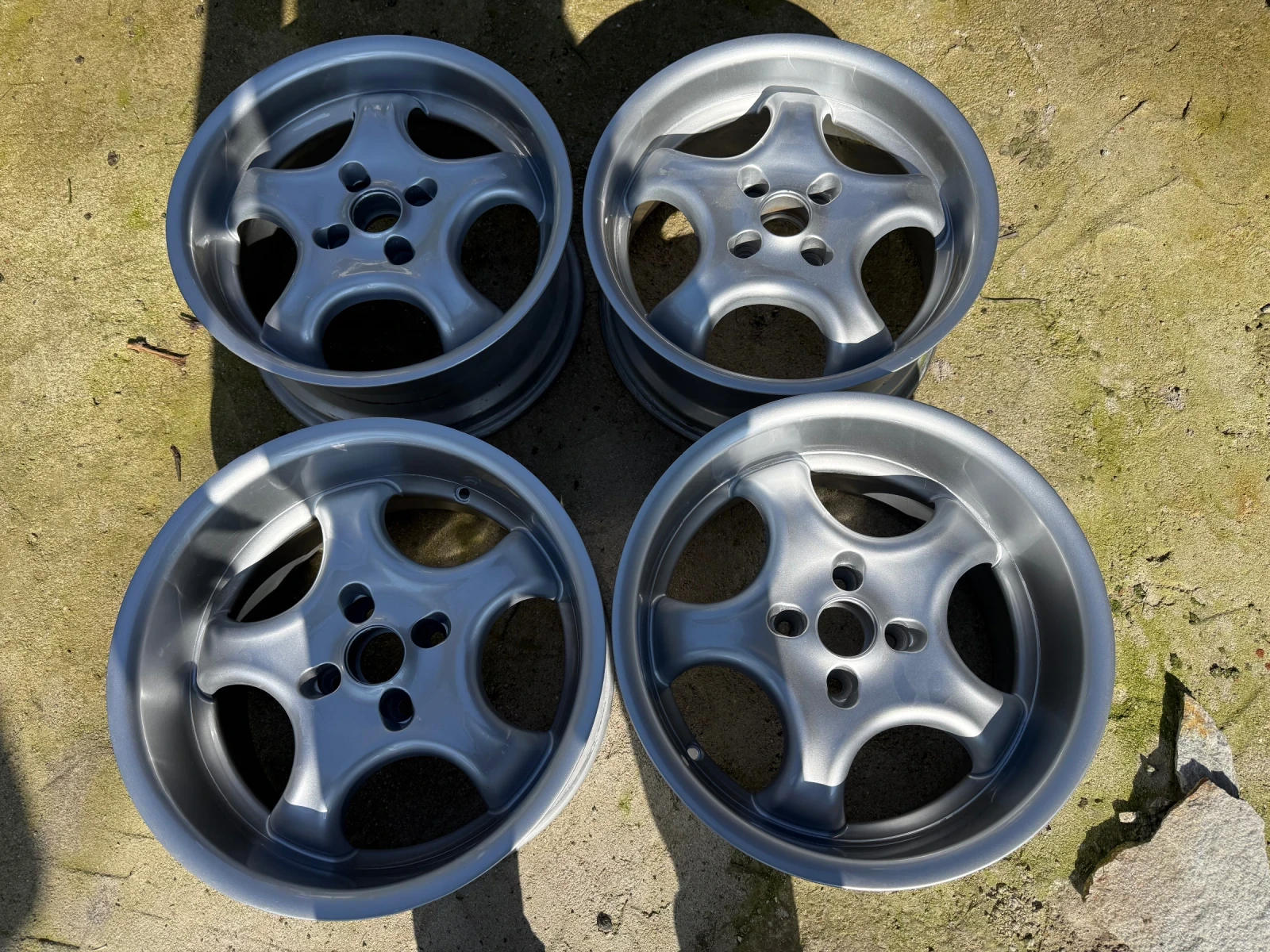 Гуми с джанти Continental 100/45R16, снимка 2 - Гуми и джанти - 53762444