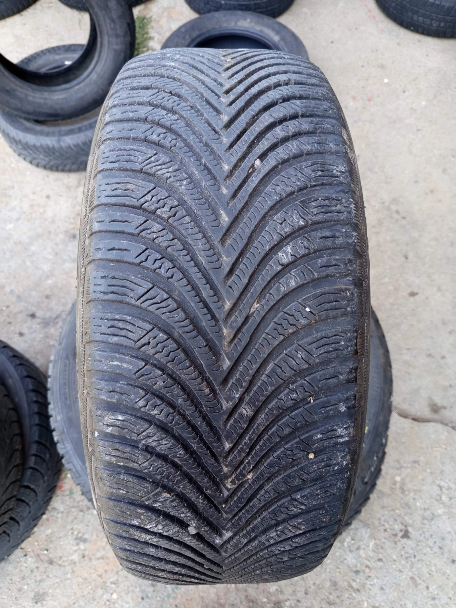 Гуми Зимни 200/55R17