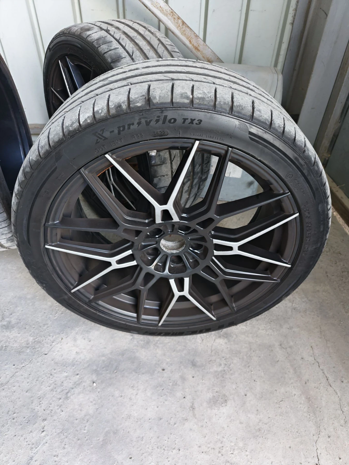 ���� � ������ 275/35R20 | Mobile.bg � ����������� 1