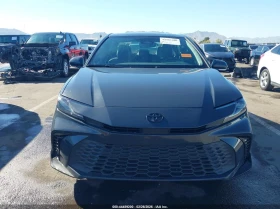Toyota Camry 2.5l Se, снимка 12
