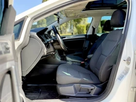 VW Golf VW Golf 7 1.6TDI/Pano/Navi/Гаранция - ТОП СЪСТОЯНИ, снимка 16