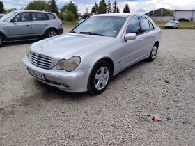 Mercedes-Benz C 220, снимка 2