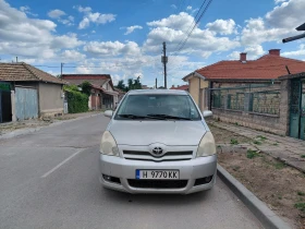 Toyota Corolla verso, снимка 1