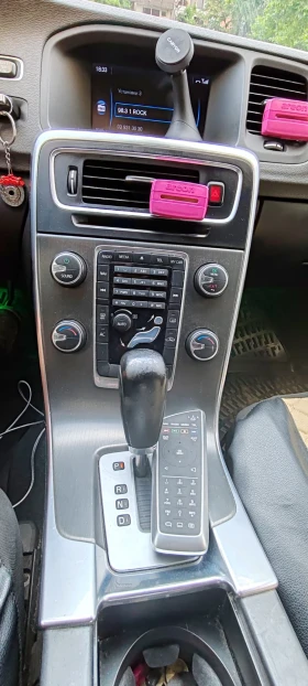 Volvo V60 - 18500 лв. - 37639978 12
