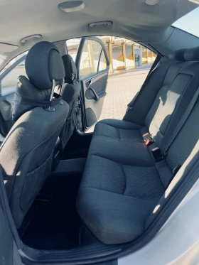 Mercedes-Benz C 220, снимка 7