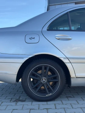 Mercedes-Benz C 220, снимка 3