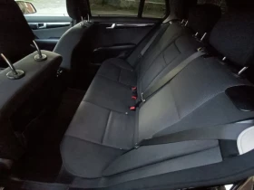 Mercedes-Benz 220 C220, снимка 17