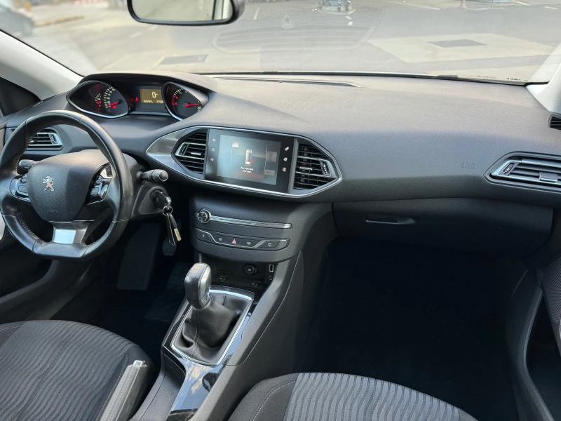 Peugeot 308 1.6HDi Navi* Klimatronik, снимка 14 - Автомобили и джипове - 46168533