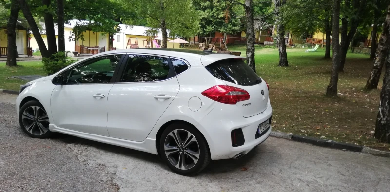 Kia Ceed GT-line, снимка 2 - Автомобили и джипове - 47465266