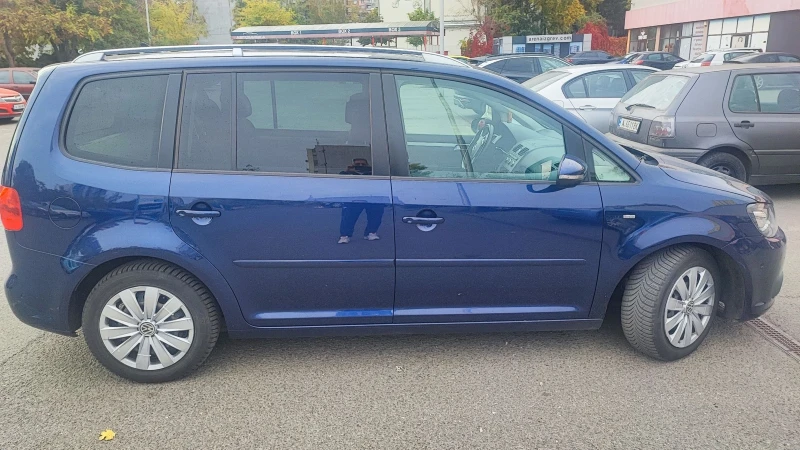 VW Touran Icup 2.0 TDI 140HP AUTOMATIC, FULL LED, снимка 3 - Автомобили и джипове - 47869474