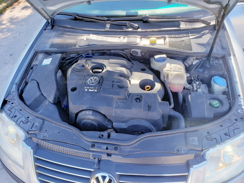 VW Passat 1.9, снимка 14 - Автомобили и джипове - 47980891