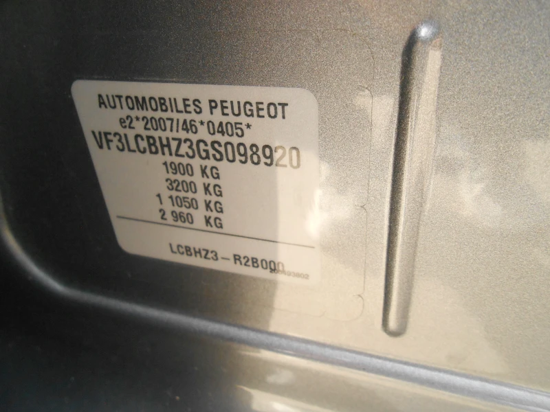 Peugeot 308 1.6d-6sk-Navi-Keyless-Euro-6B, снимка 10 - Автомобили и джипове - 48075608