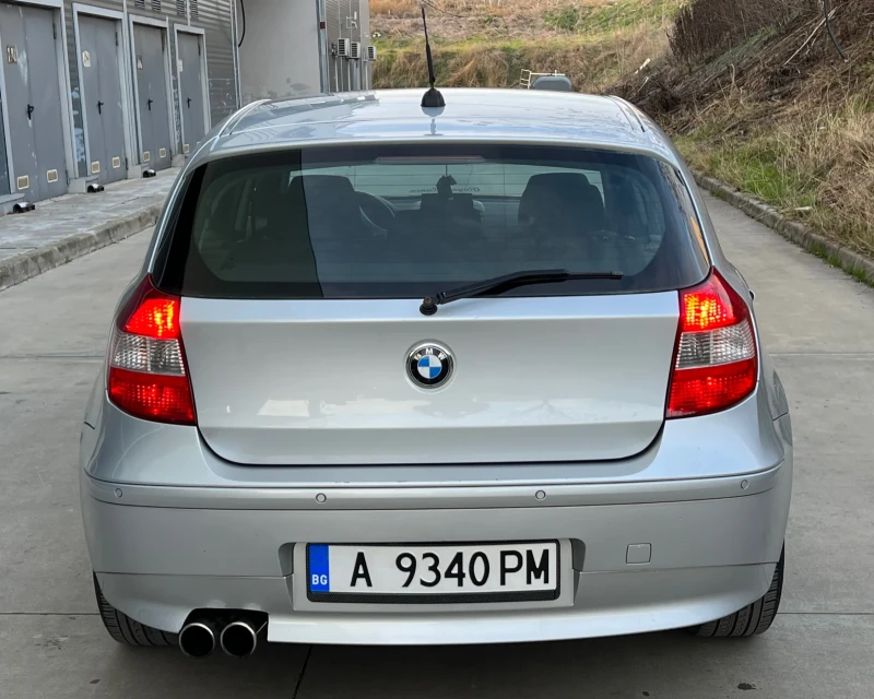 BMW 120 D 2006г 6ск, снимка 3 - Автомобили и джипове - 48347938