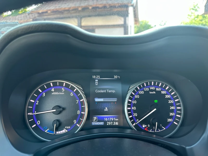 Infiniti Q50, снимка 16 - Автомобили и джипове - 52819601