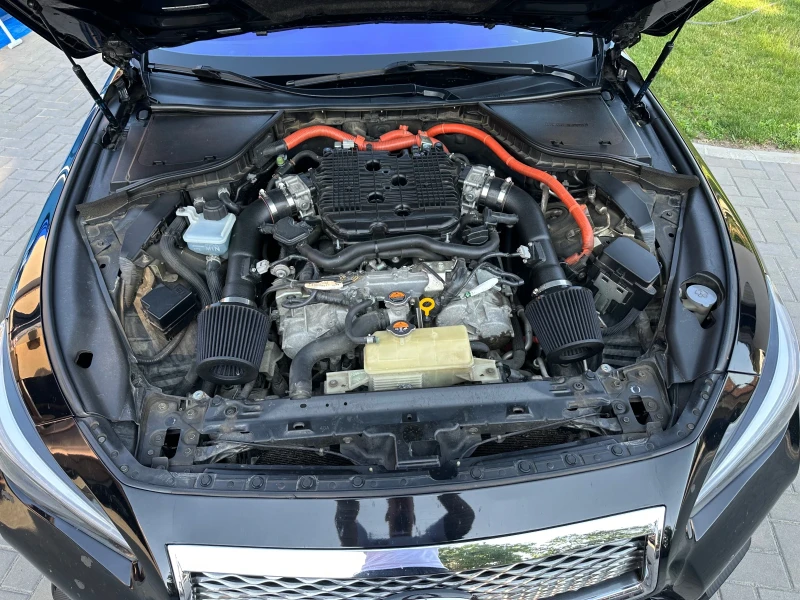 Infiniti Q50, снимка 6 - Автомобили и джипове - 52819601