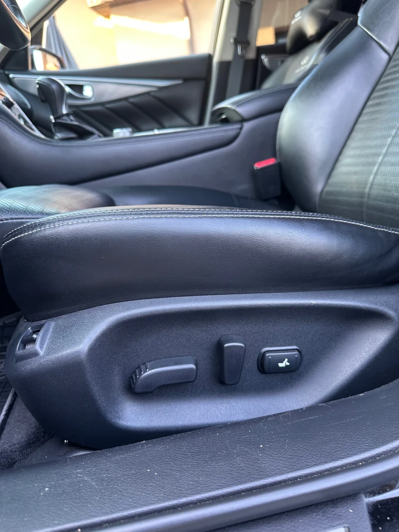 Infiniti Q50, снимка 9 - Автомобили и джипове - 52819601