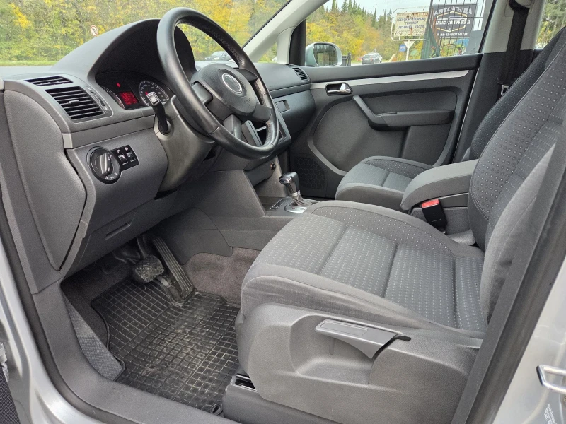 VW Touran 2, 0 tdi 140 hp, снимка 13 - Автомобили и джипове - 52187207