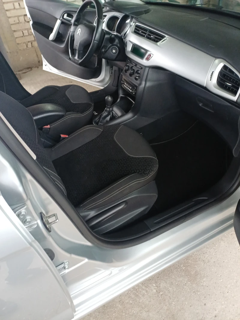 Citroen C3, снимка 12 - Автомобили и джипове - 52589915