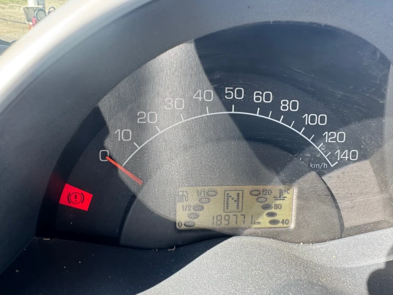 Smart Fortwo CDI, Климатик, снимка 10 - Автомобили и джипове - 52638925