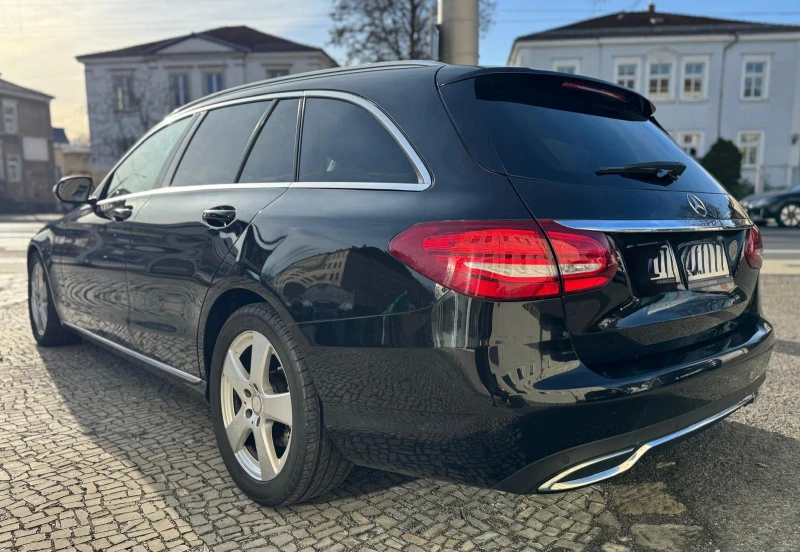 Mercedes-Benz C 200 Avantgarde, снимка 4 - Автомобили и джипове - 52713986
