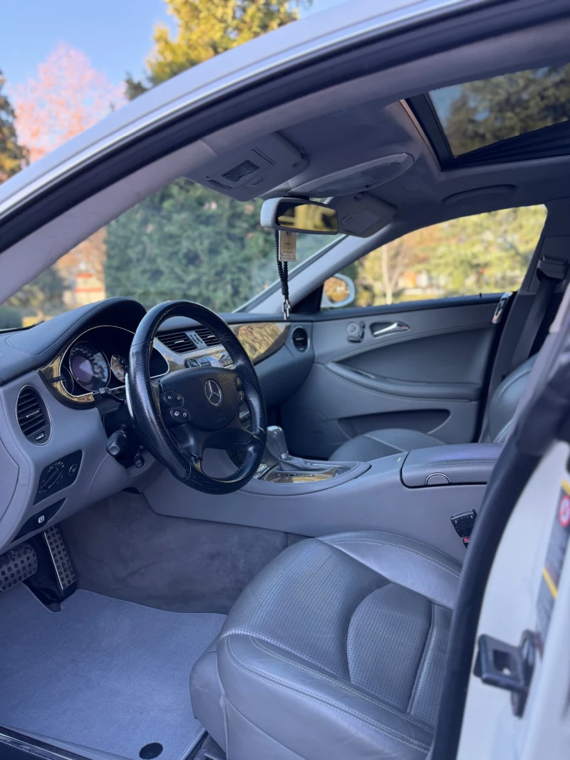 Mercedes-Benz CLS 63 AMG, снимка 9 - Автомобили и джипове - 52942915