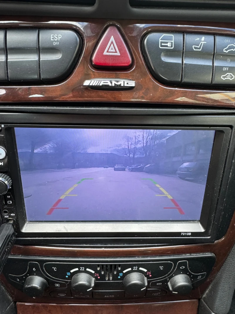 Mercedes-Benz C 220, снимка 9 - Автомобили и джипове - 53292845